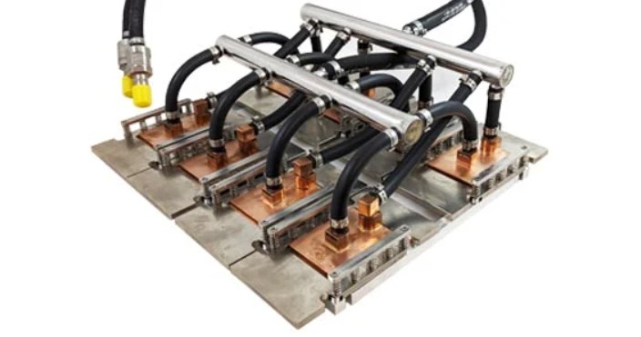 Eaton cooling liquid loop