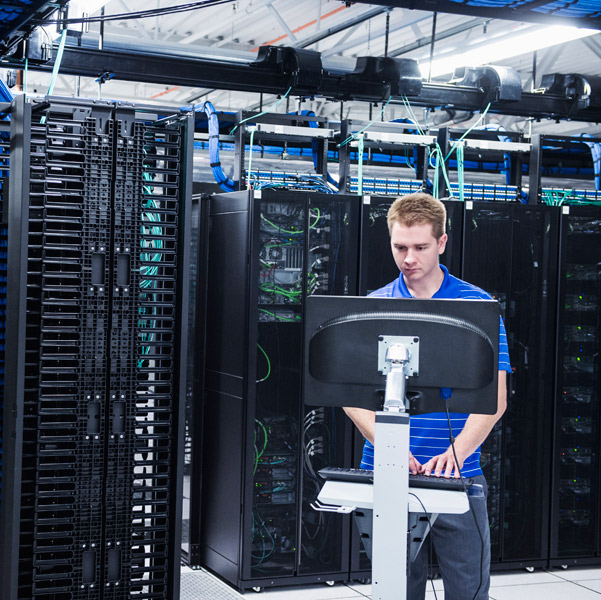 Accelerate data center modernization header