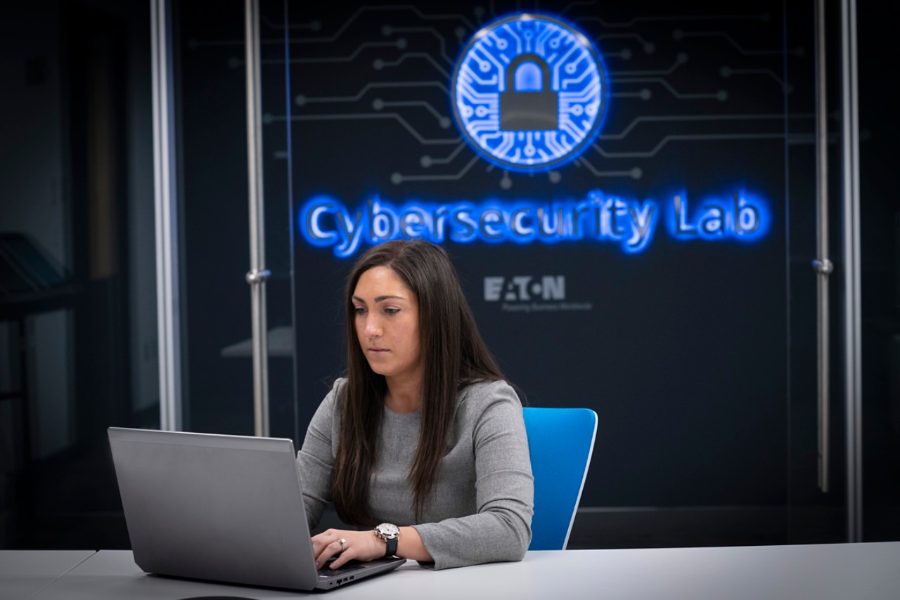cybersecurity lab computer female side 9141