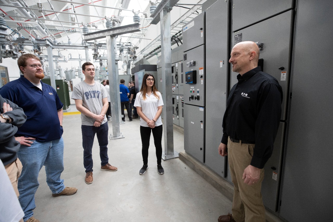 eaton-employees-with-students.jpg