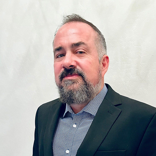 Scott Brady, PE headshot Eaton