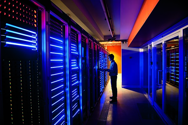 IT Engineer in Action Configuring Servers