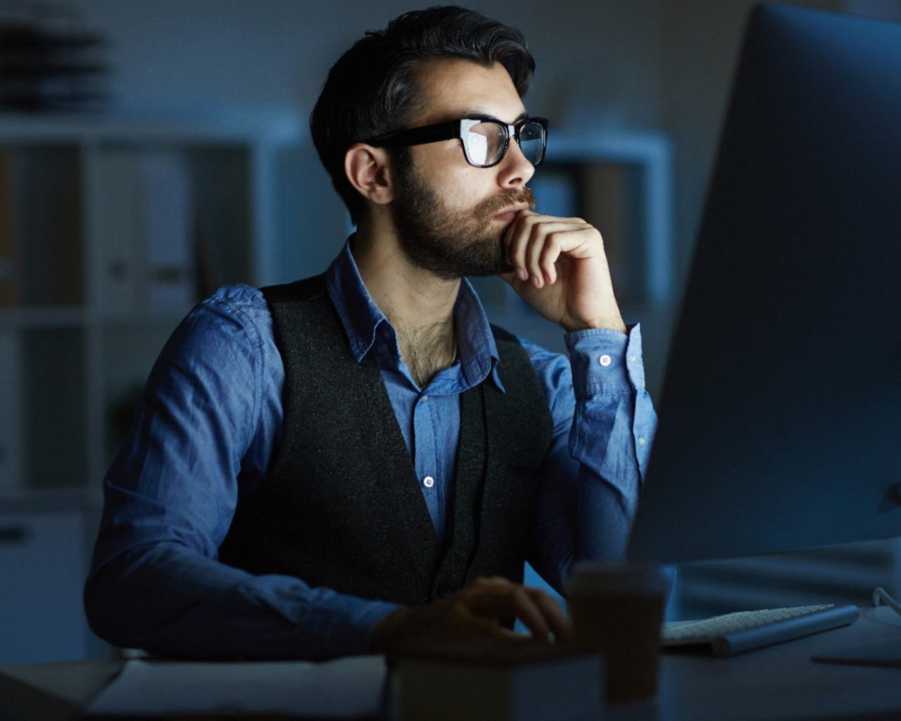 eaton-designer-looking-at-laptop