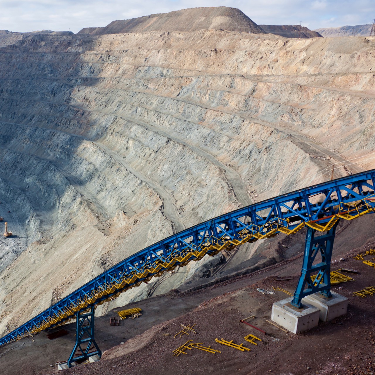 Crouse-Hinds B-Line Mining solutions