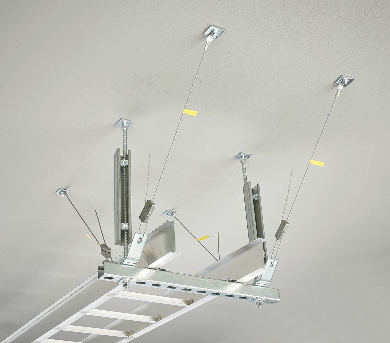 Aluminium-seismic-cable-kit-system-closeup-app2.jpg